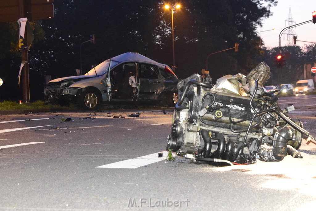 Schwerer VU Koeln Dellbrueck Bergisch Gladbacherstr Herler Ring P068.JPG - Miklos Laubert